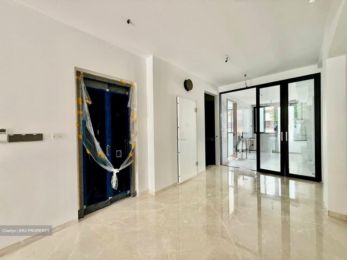 Simon Road (D19), Terrace #534531291